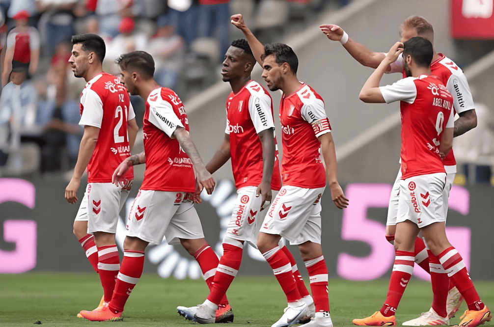 包含葡萄牙体育赛后止住颓势，志在葡超名次提升，悬念犹存，控场能力受关注的词条